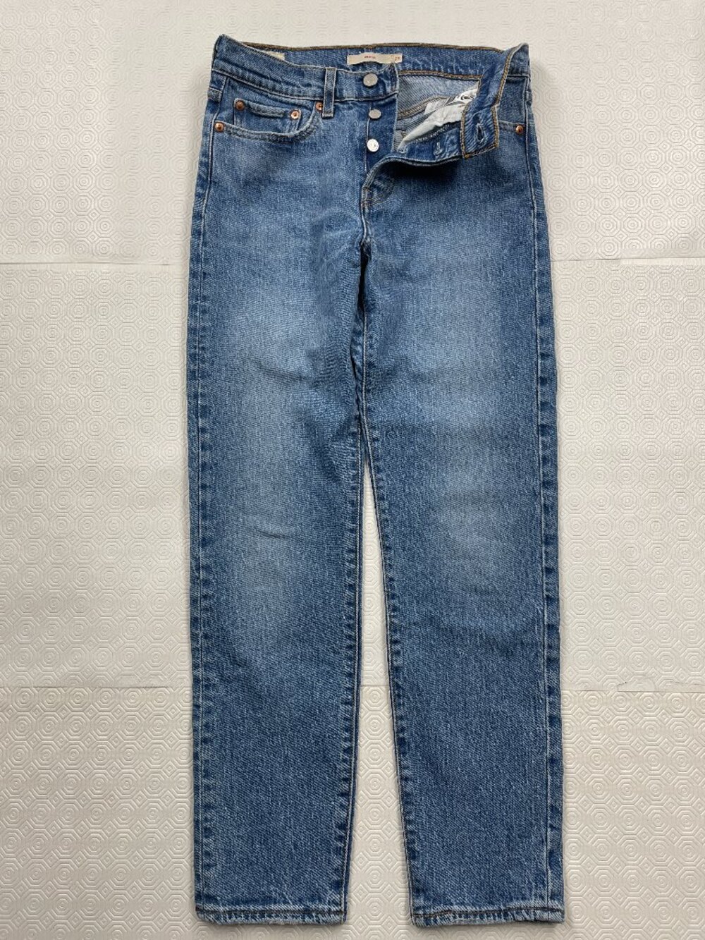 Levi's Wedgie Straight High Rise Jeans Women's 27 Button Fly Blue 28x26 Med Wash